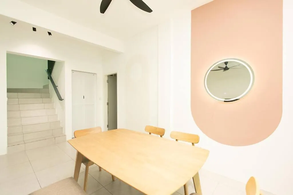 Top Floor Seaview Pent House 3Br 10Pax Perai Maleisië